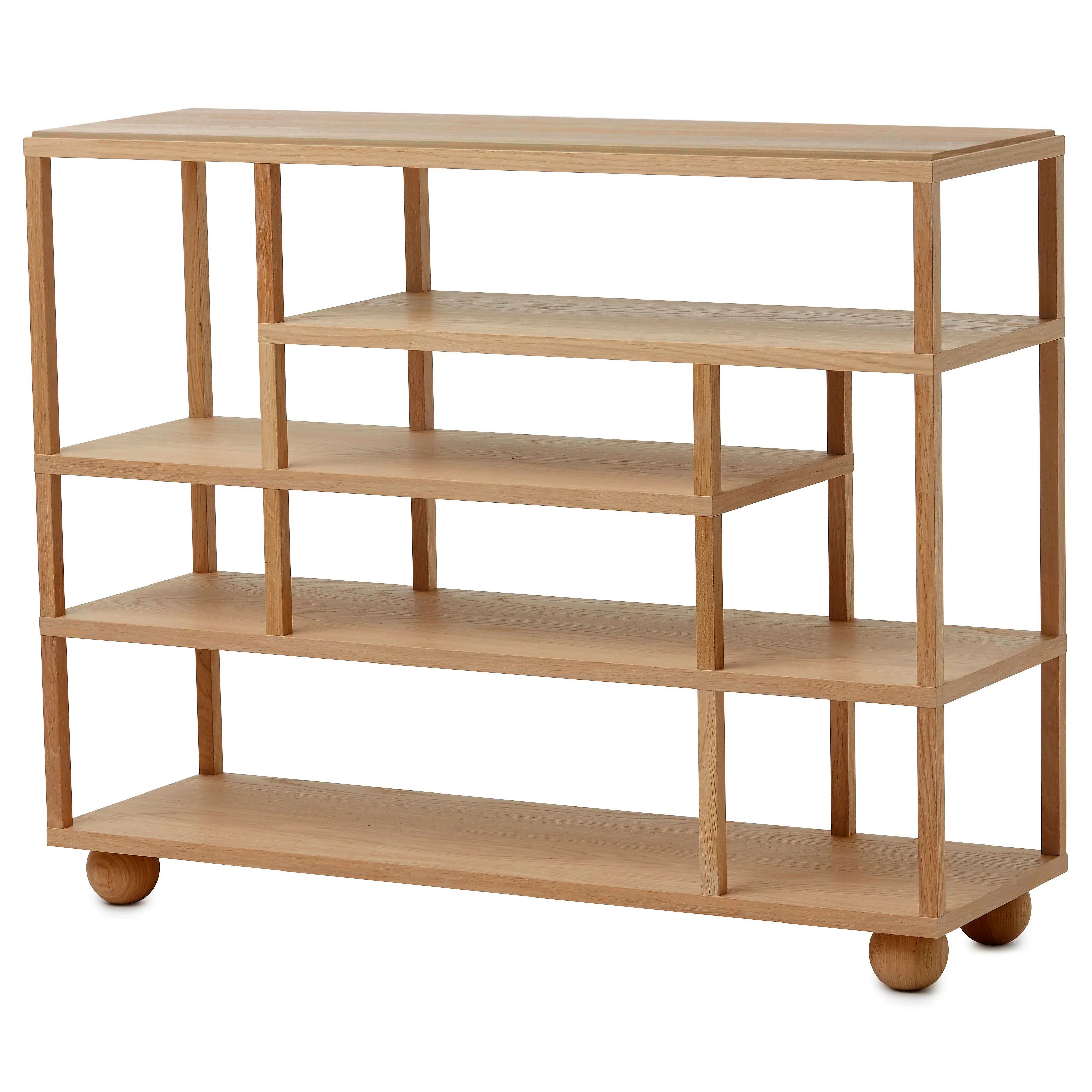 Show shelf from A2 - NordicNest.com