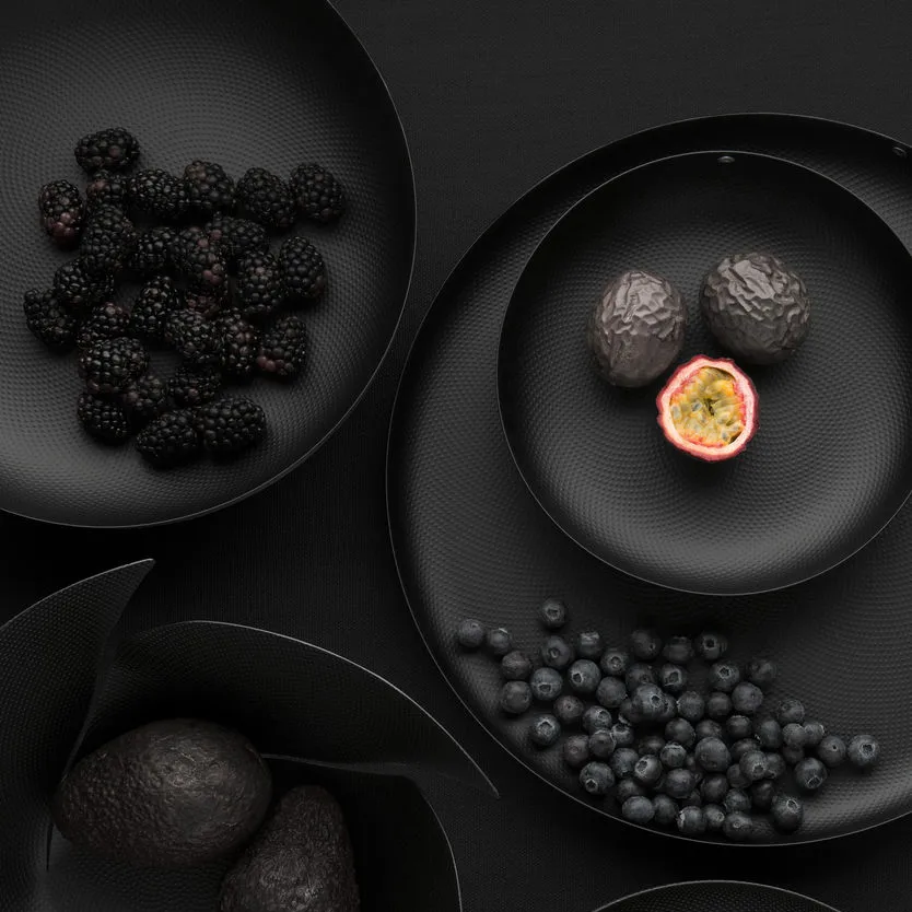 Alessi | アレッシィ からのアレッシィ サービングボウル ブラック