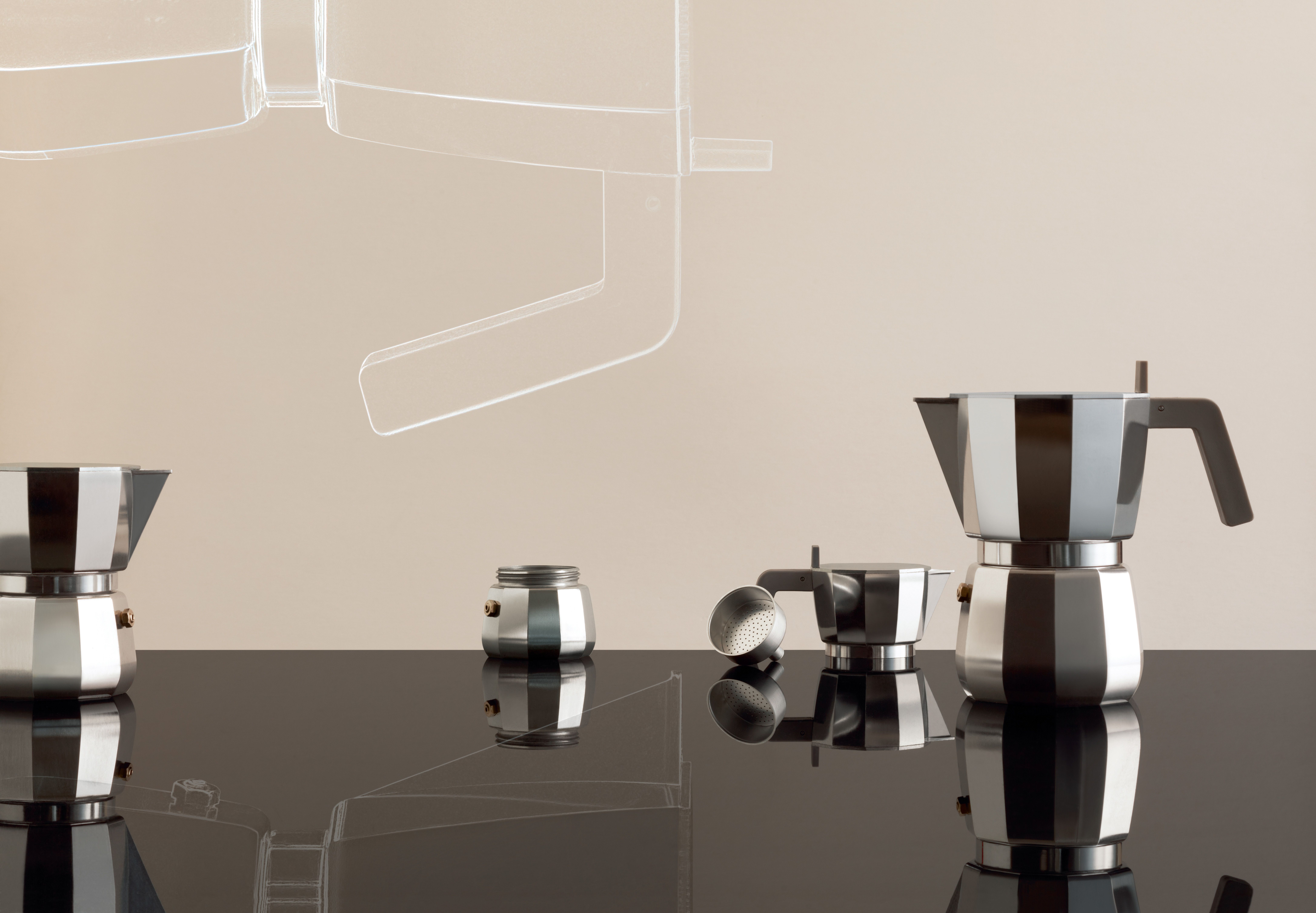 Alessi | アレッシィ からのMoka エスプレッソコーヒーメーカー