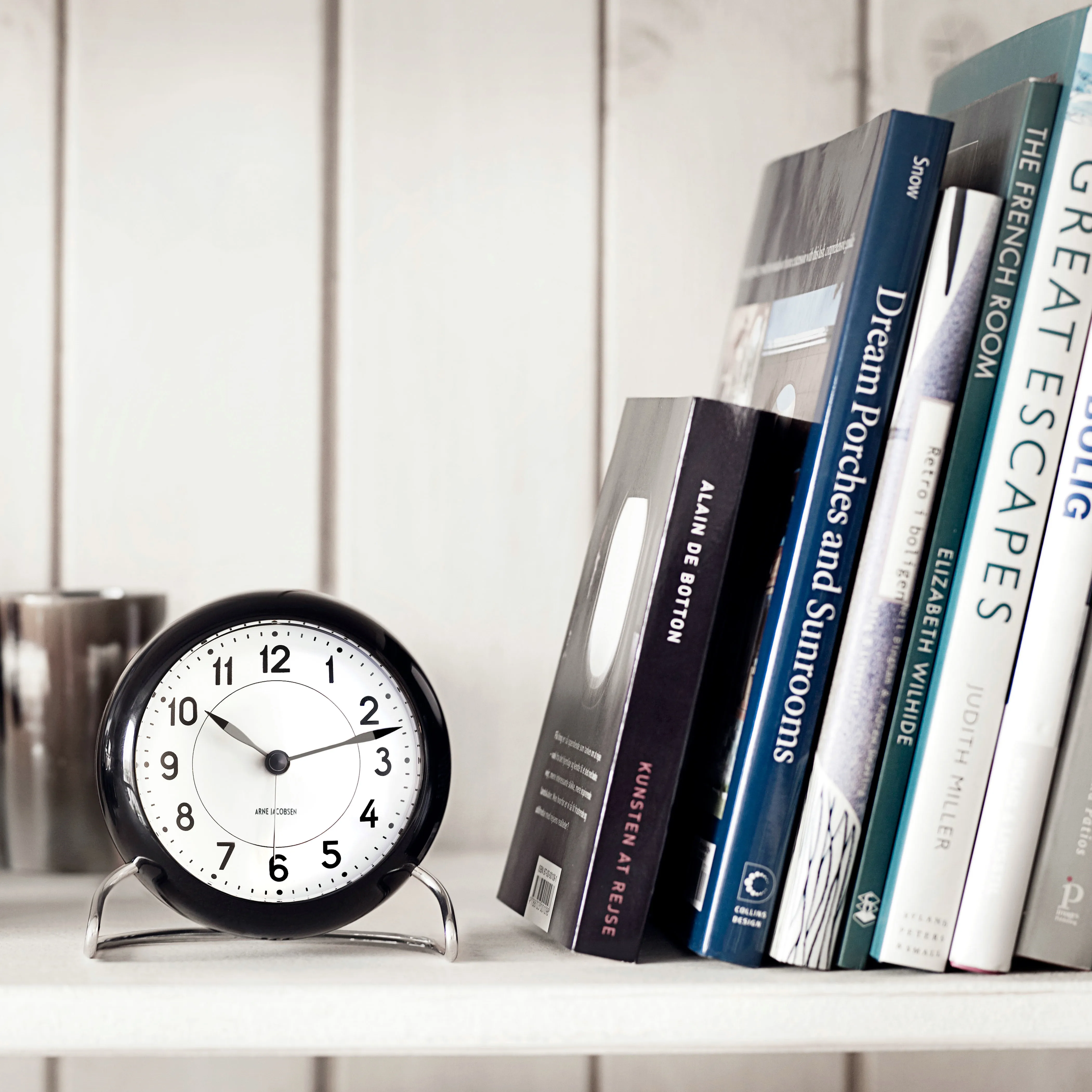 arne-jacobsen-clocks-aj-