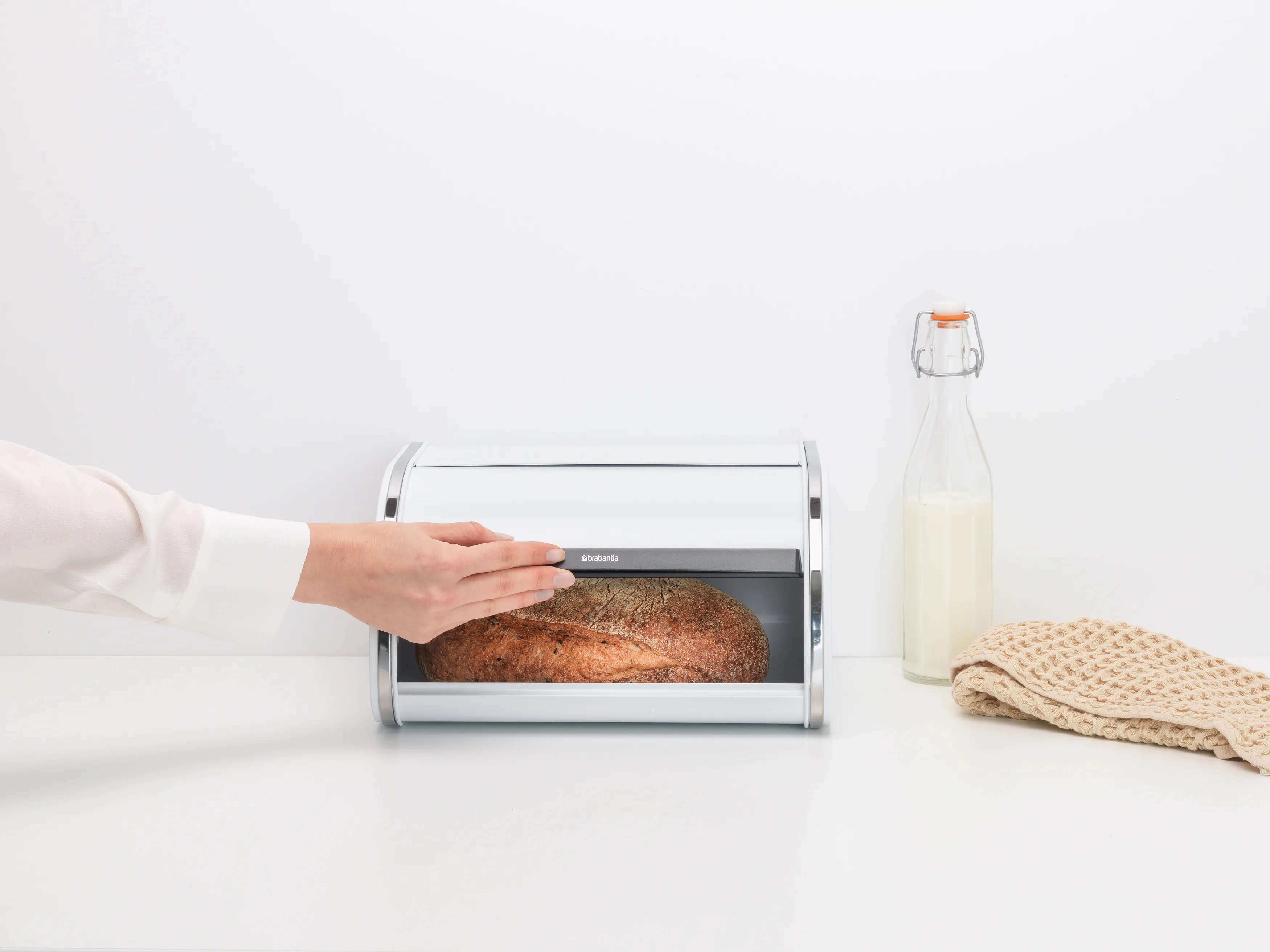 Brabantia | ブラバンシア からのRoll Top ブレッドビン small