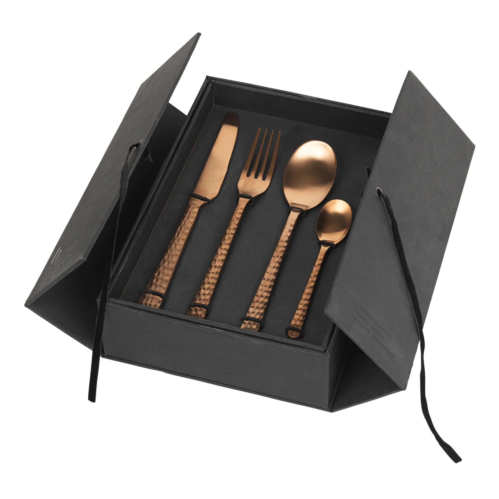 Broste Copenhagen Hune bestick 16 delar Copper hammered