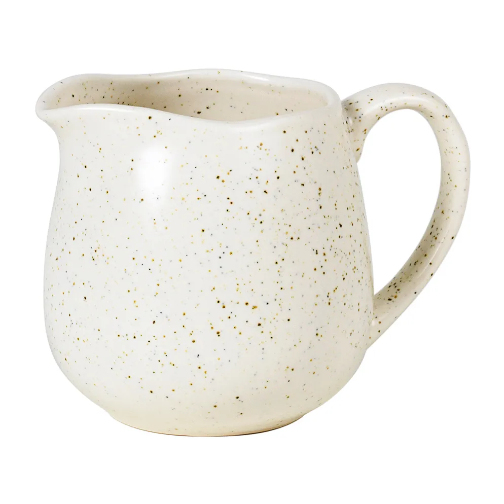 Kande Broste Copenhagen Nordic Vanilla mælke- og flødekande i stentøj 30 cl creme Ø12 x H9 cm