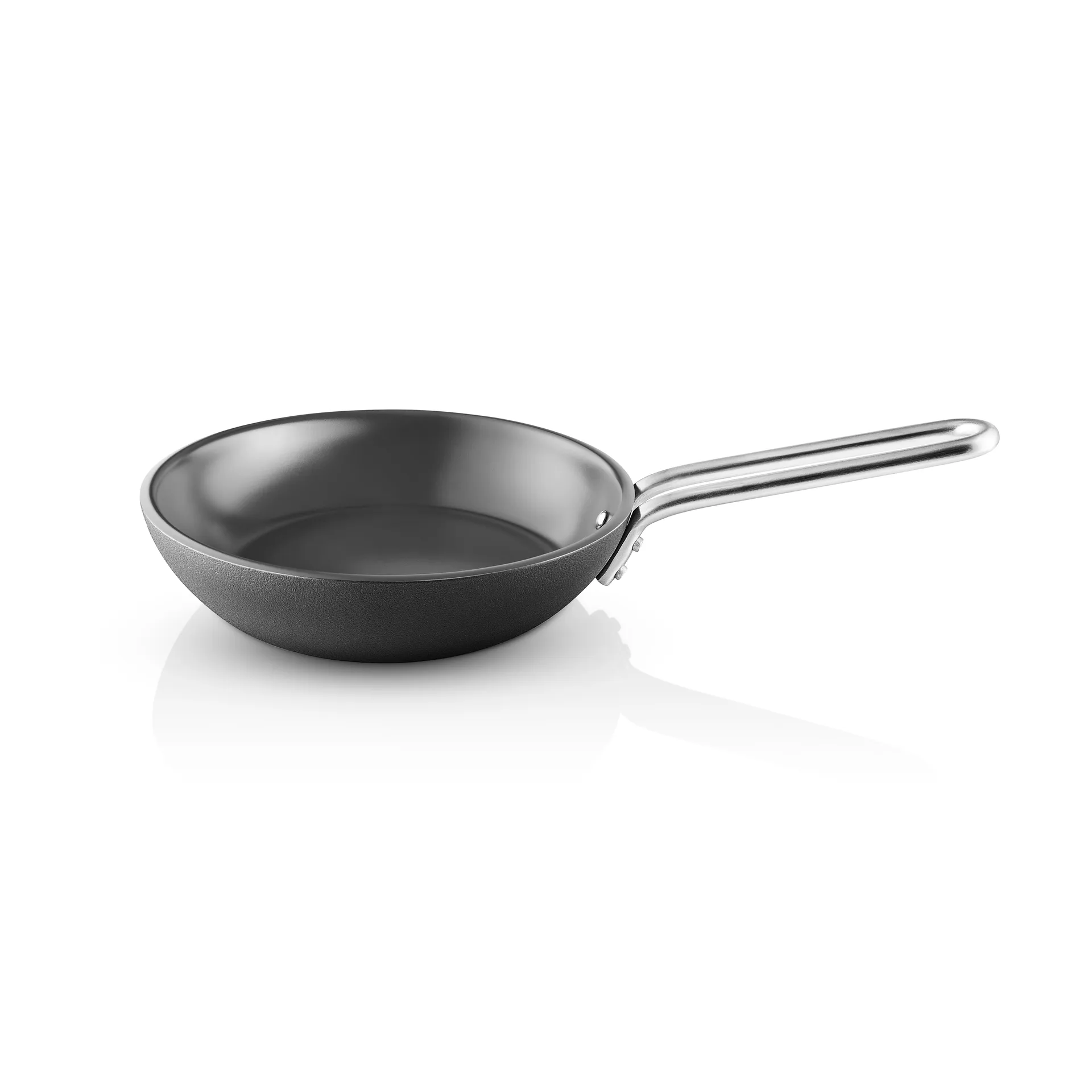 Eva Solo Professional Laser Titanium Slip-Let stegepande Black, Ø20 cm