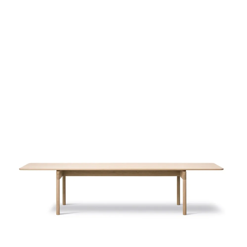 Fredericia Furniture Table Post 6442 Chêne savonné, cm