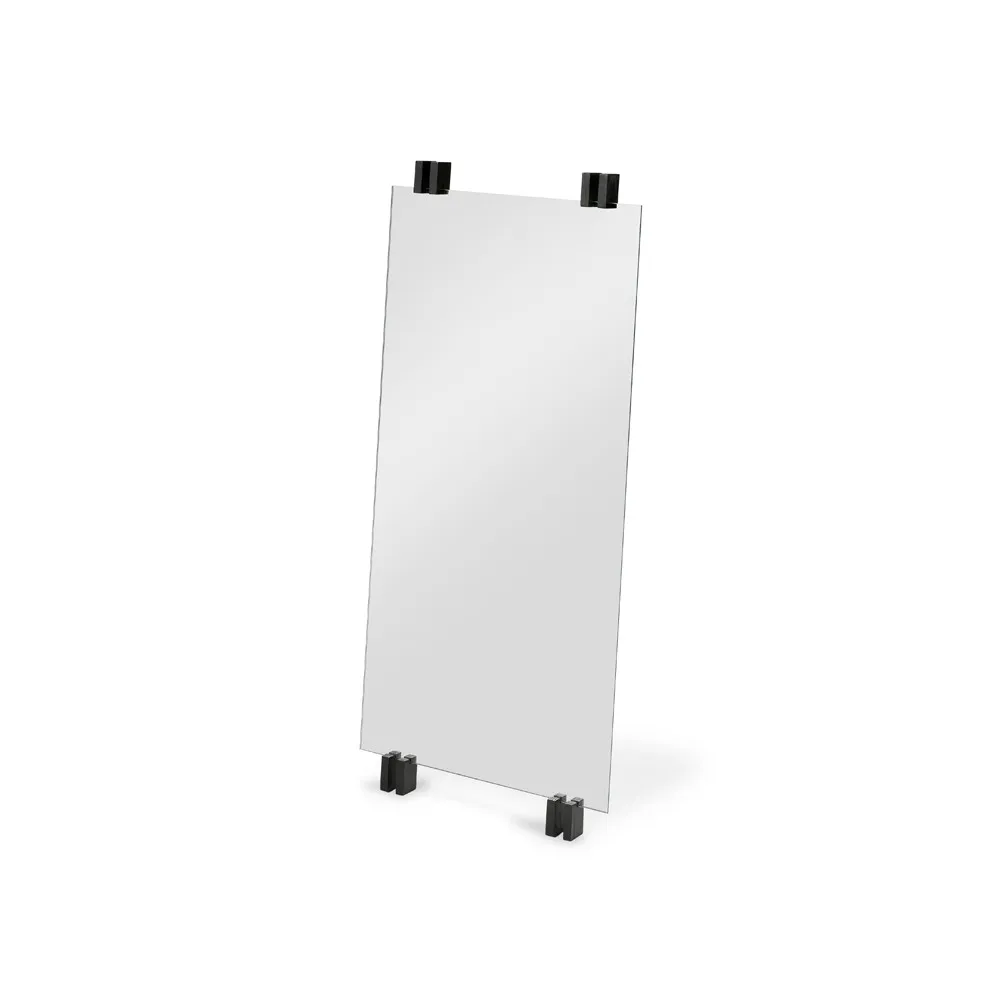 Fritz Hansen Miroir Cutter Chêne teinté noir