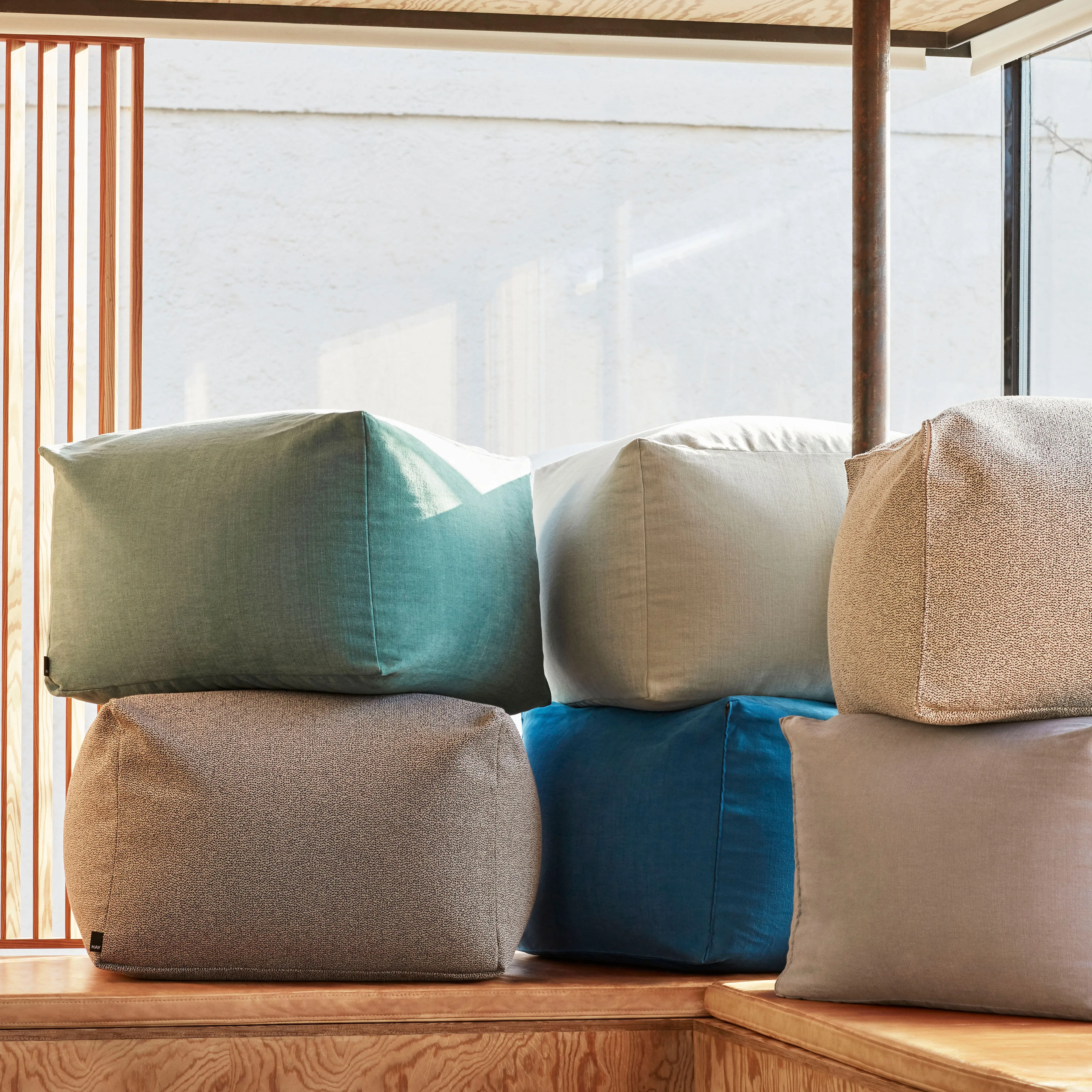 Pouf sit pouf sprinkle 59x59 cm from HAY - NordicNest.com