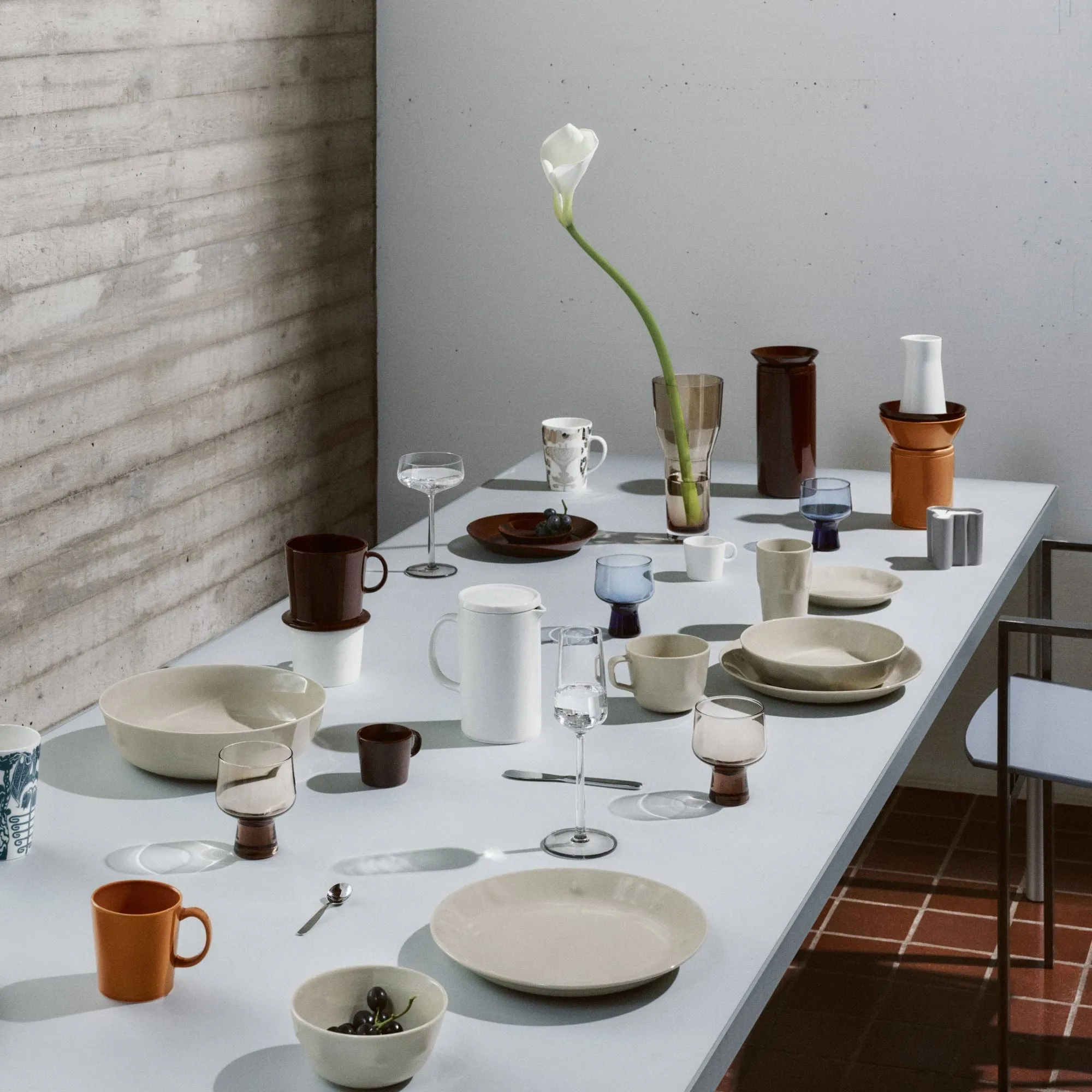 Iittala | イッタラ からのSolare 脚付きグラス - NordicNest.jp