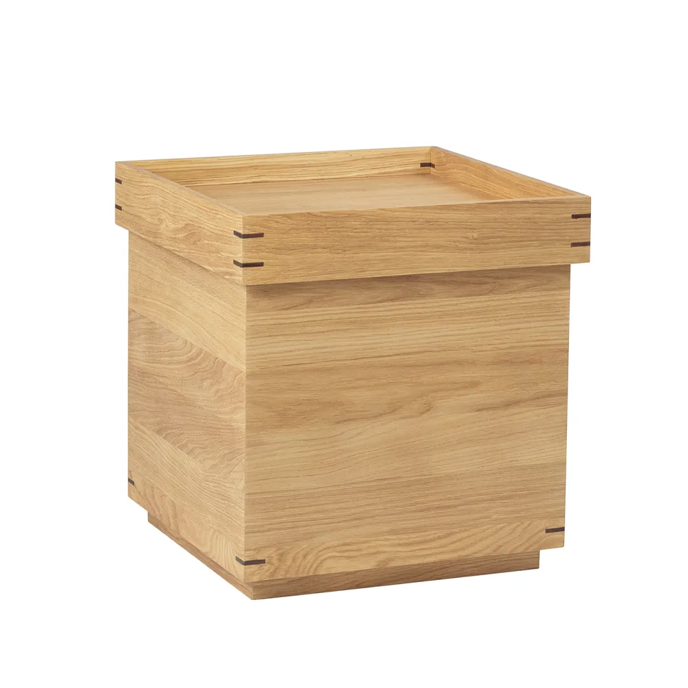 Kristina Dam Studio Japanese bakkebord 44x44 cm dark oak, small
