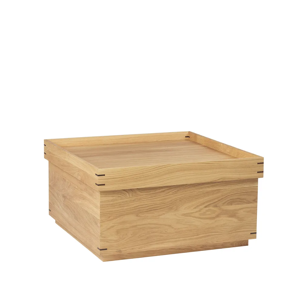 Bakkebord/sidebord Kristina Dam Japanese rektangulært håndlavet i olieret eg 68x68x36 cm
