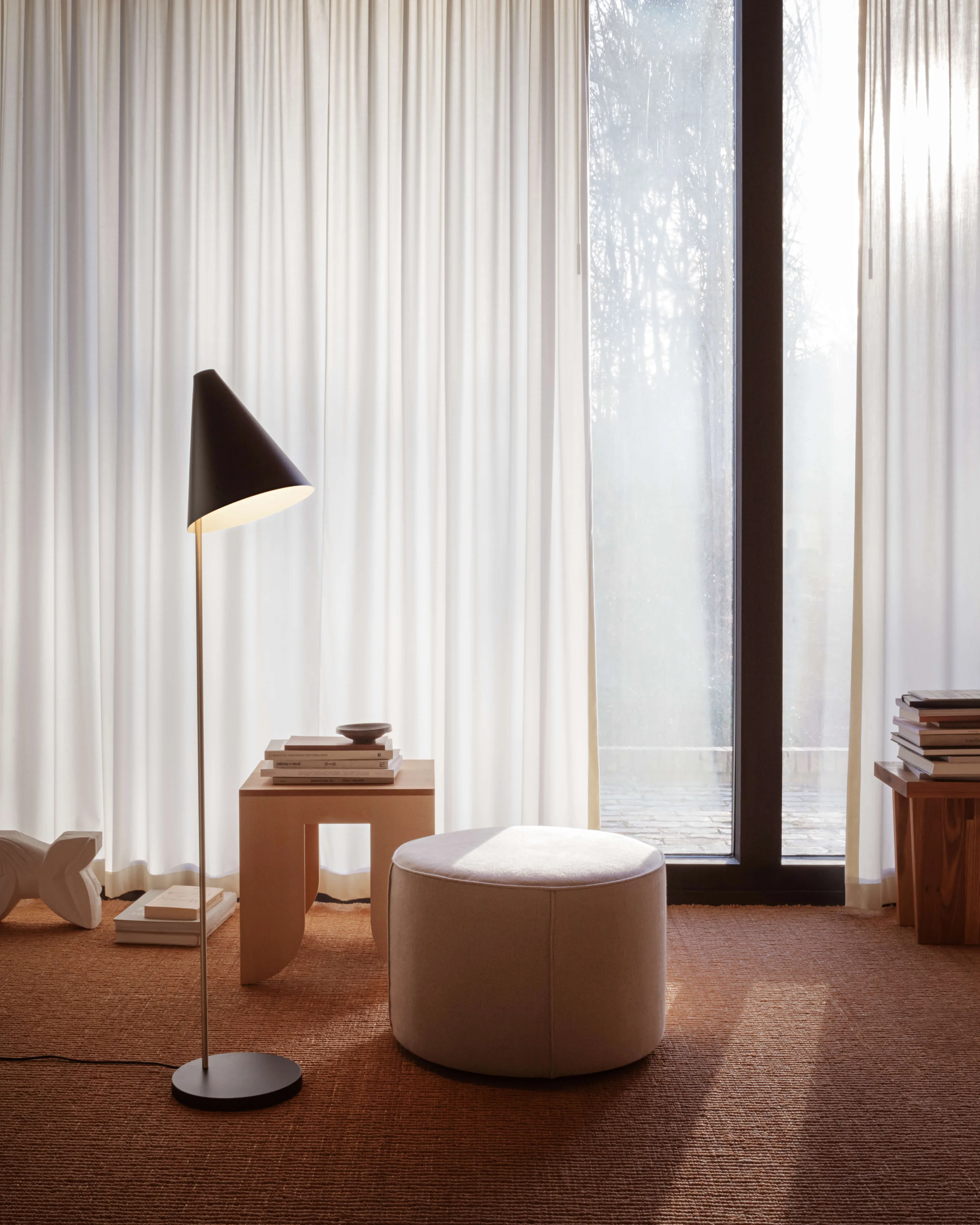 Mosaik floor lamp from LYFA - NordicNest.com