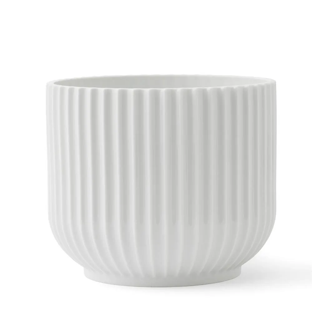 Lyngby Porcel&aelig;n Lyngby blomkruka vit &Oslash;18,9 cm