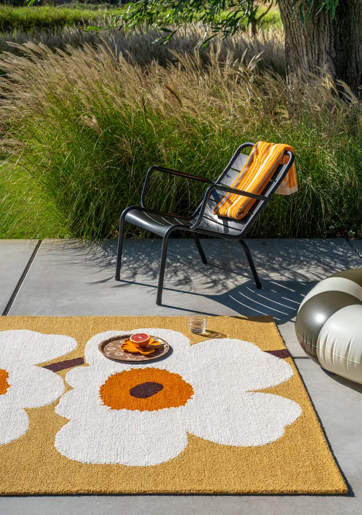 Unikko anniversary outdoor rug from Marimekko - NordicNest.com