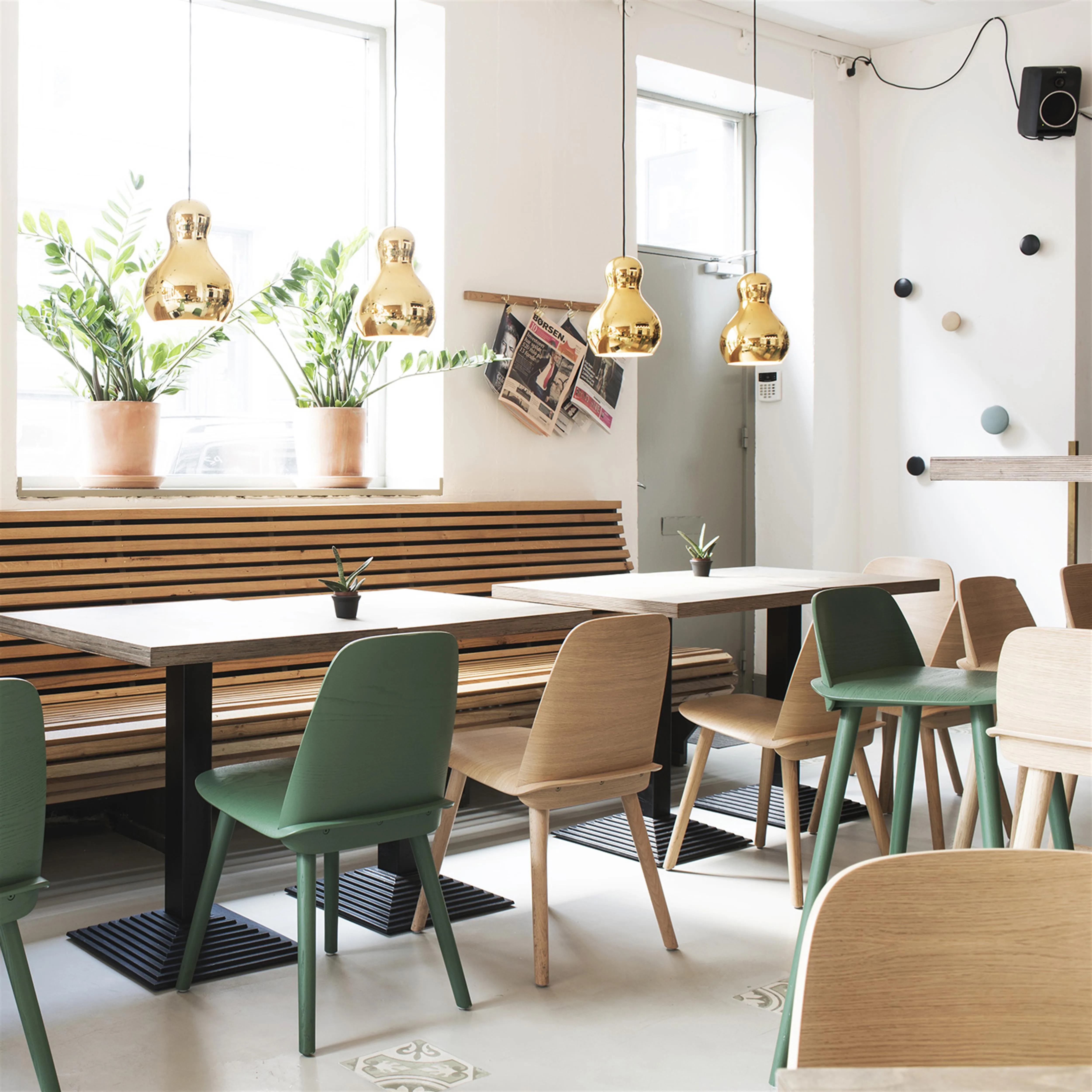 Muuto | ムート からのNerd チェア - NordicNest.jp