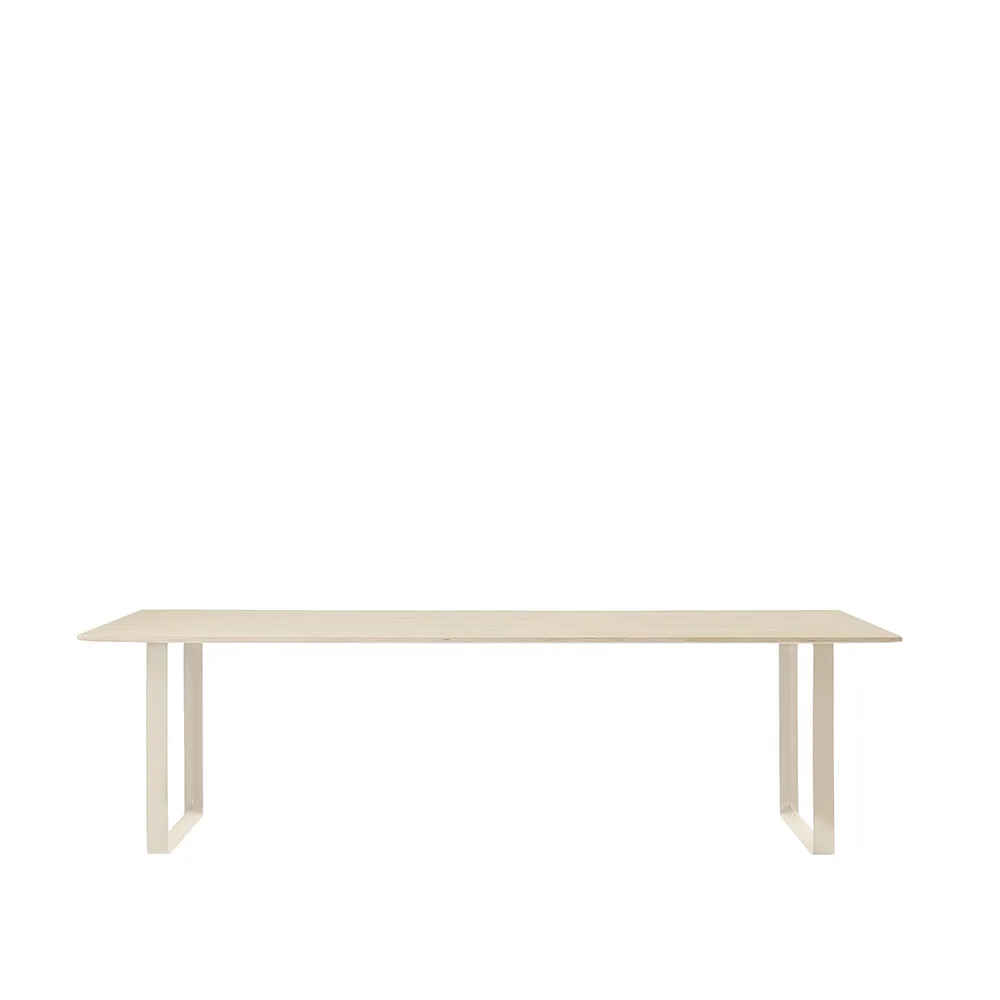 Muuto Table à manger 70/ Oak veneer-Plywood-Sand