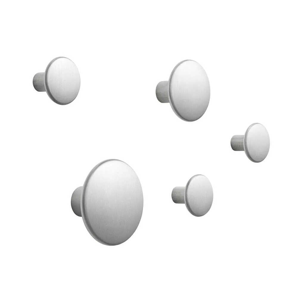 The Dots clothes hook metal 5 pack from Muuto - NordicNest.com