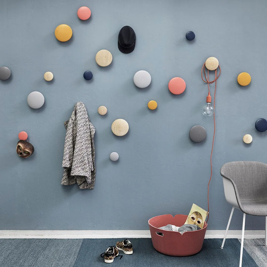 The Dots coat hook midnight blue from Muuto - NordicNest.com