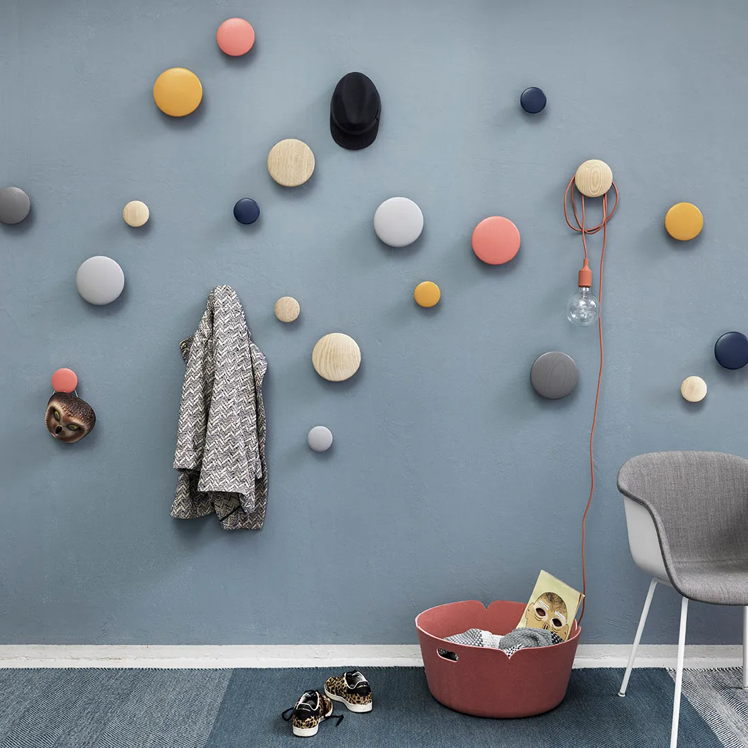 The Dots coat hook midnight blue from Muuto - NordicNest.com