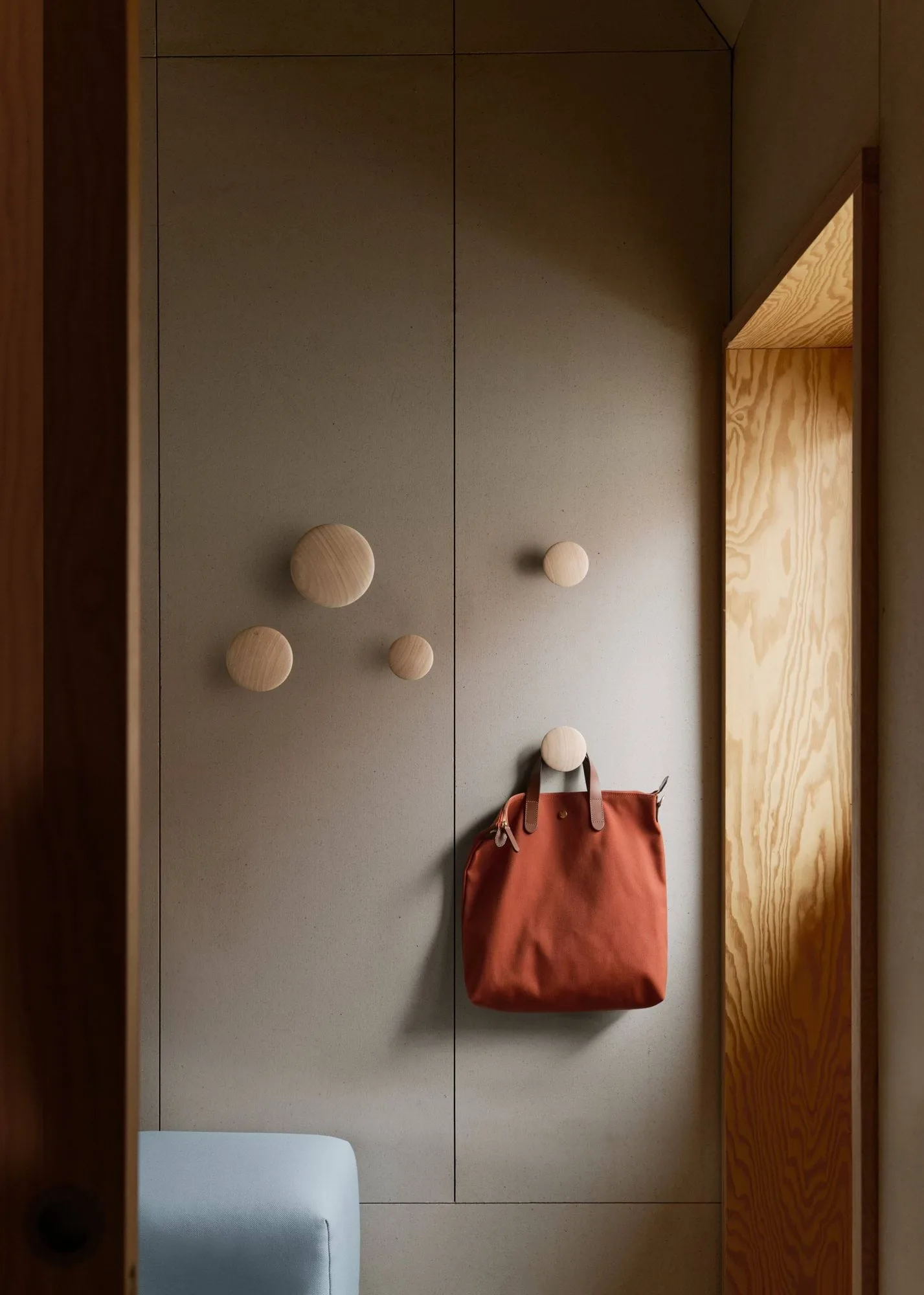 The Dots coat hooks, 5-pack from Muuto - NordicNest.com