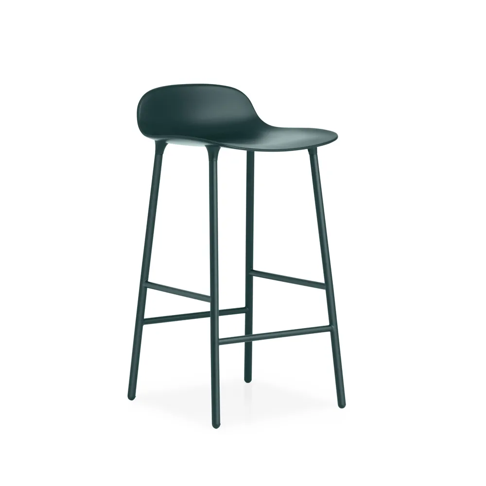 Normann Copenhagen Form barstol lav green, grønlakerede ben i stål