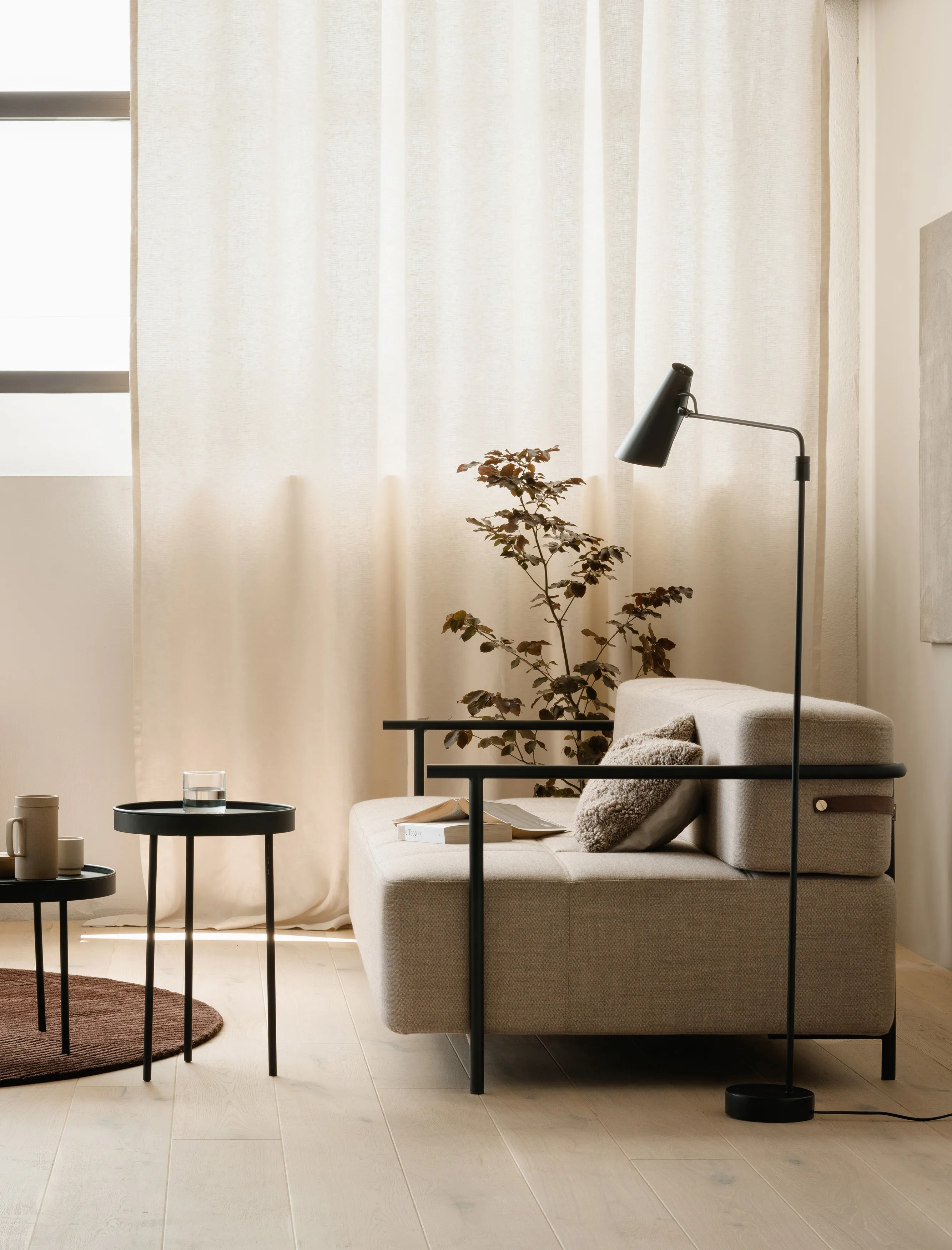 Birdy swing floor lamp from Northern - NordicNest.com