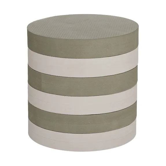 OYOY Tabouret empilable Iro Olive-clay