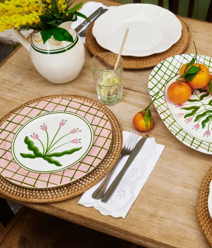 Madelen Möllard Tulip plate - Pick a Poppy | KitchenTime