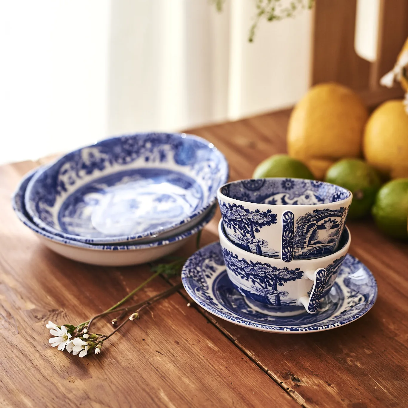 Spode | スポード からのブル― イタリアン ブレックファースト カップ