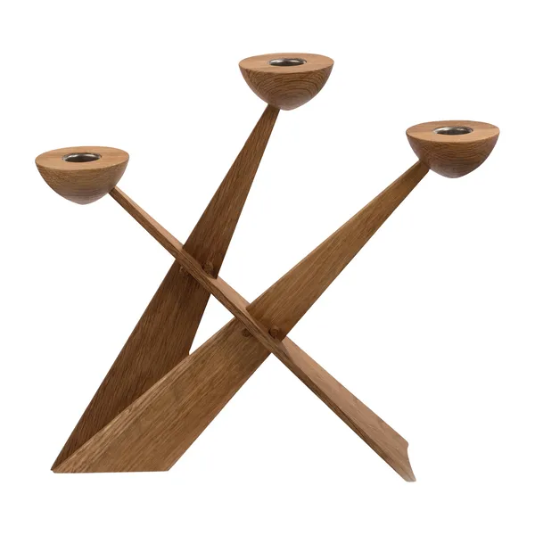 Caravel ljusstake, Ek