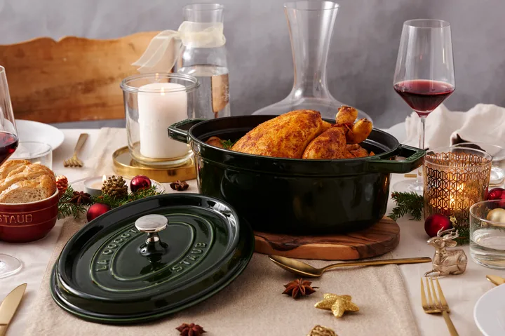 STAUB | ストウブ からのストウブ オーバルココット 鋼鉄 4.2 L