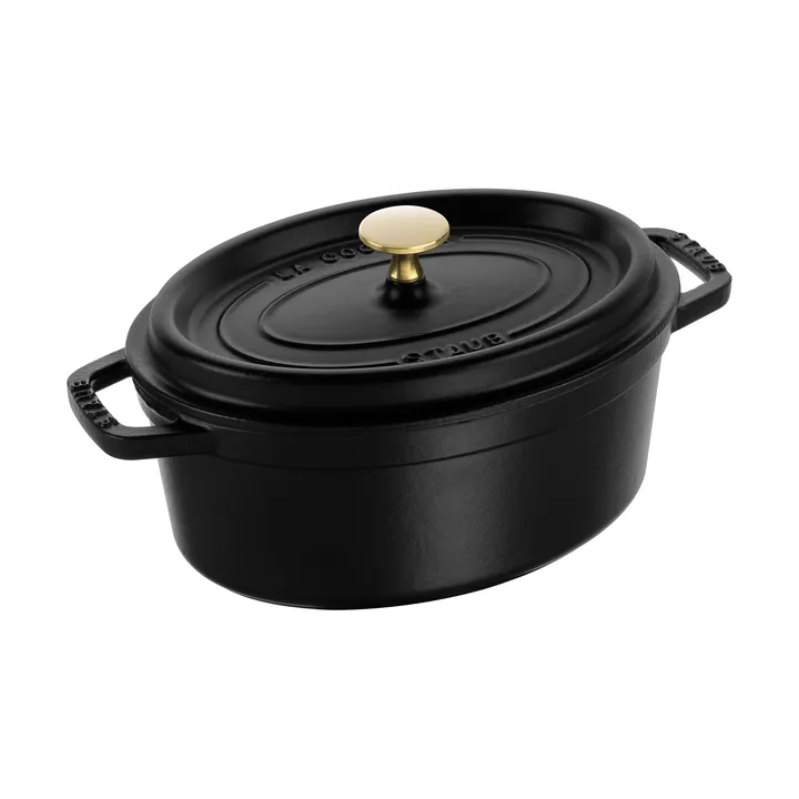 Staub La Cocotte oval pot cast iron 2.35 L from STAUB - NordicNest.com