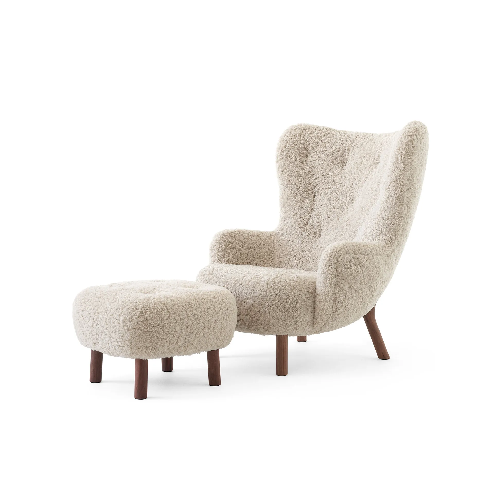 &Tradition Fauteuil Petra VB3 High incl. pouf ATD1 Noix de Grenoble huilée-Sheepskin Moonlight