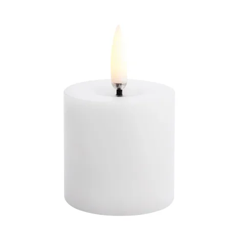 Uyuni Lighting Bougie LED en bloc Uyuni Melted Blanc, Ø5x4,5 cm