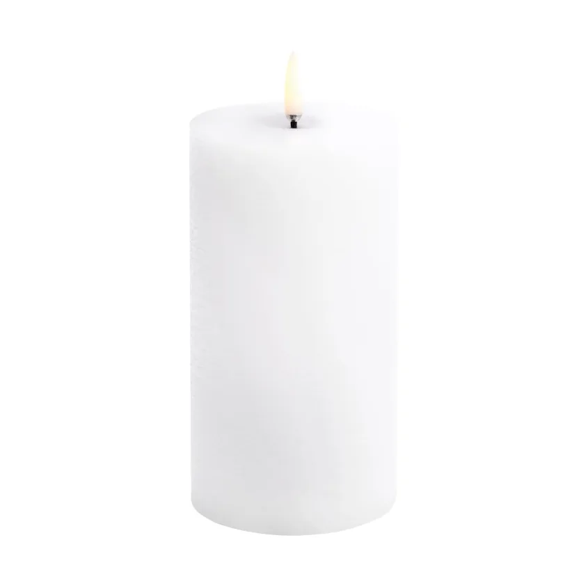 Uyuni Lighting Bougie LED en bloc Uyuni Melted Blanc rustique, Ø7,8x15 cm