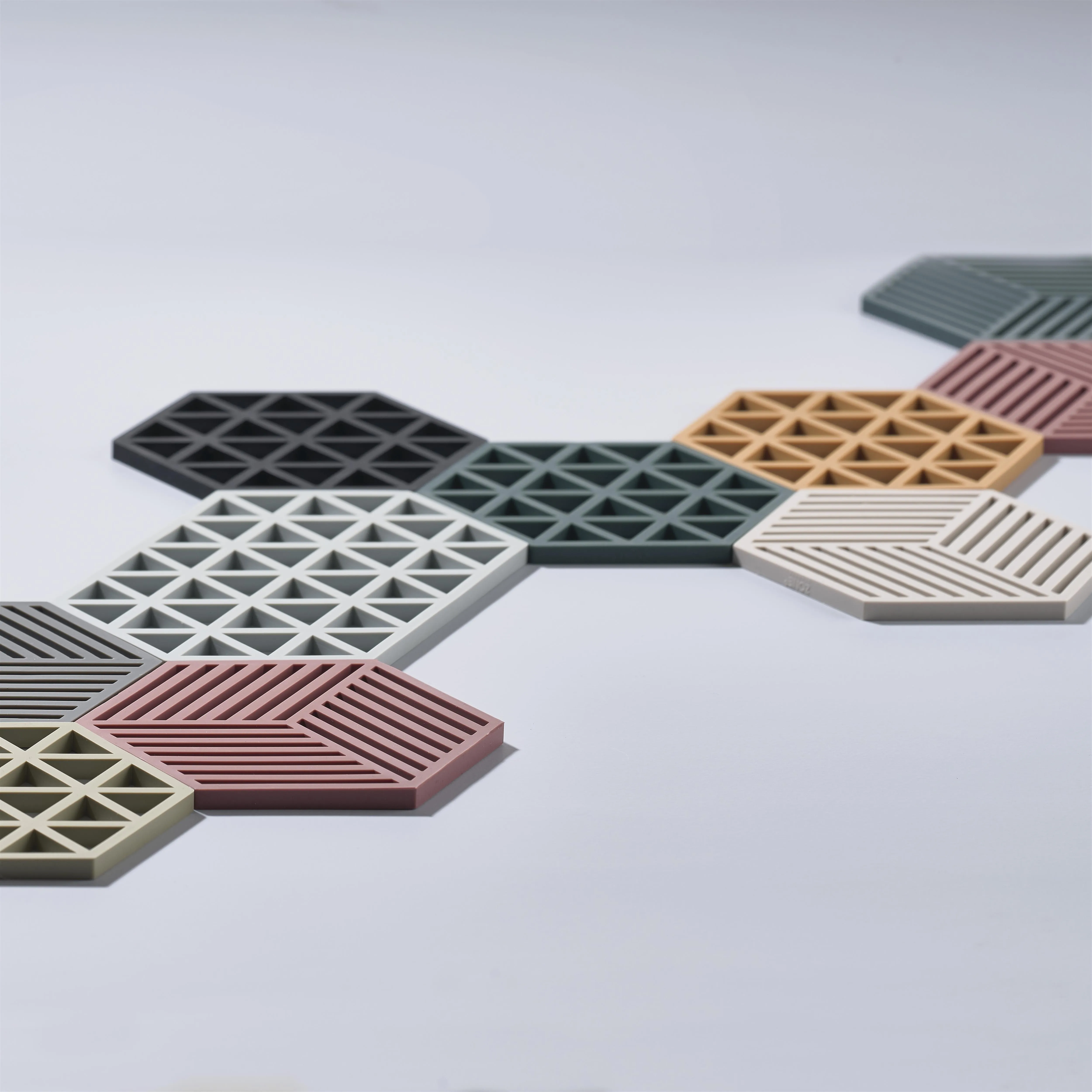 Zone Denmark | ゾーン デンマーク からのTriangle 鍋敷き - NordicNest.jp